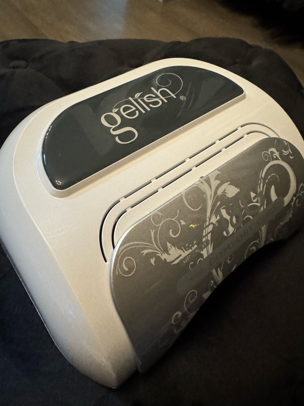 Gelish LED Plus Professional Gel Nail Lamp with Comfort Cure- includes extras!💅🏻 - Picture 2 of 8